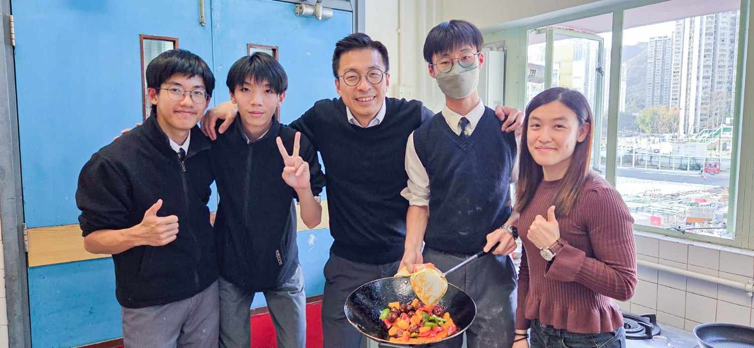 Culinary Artistry and Collaboration: Teacher-Student Cooking Competition