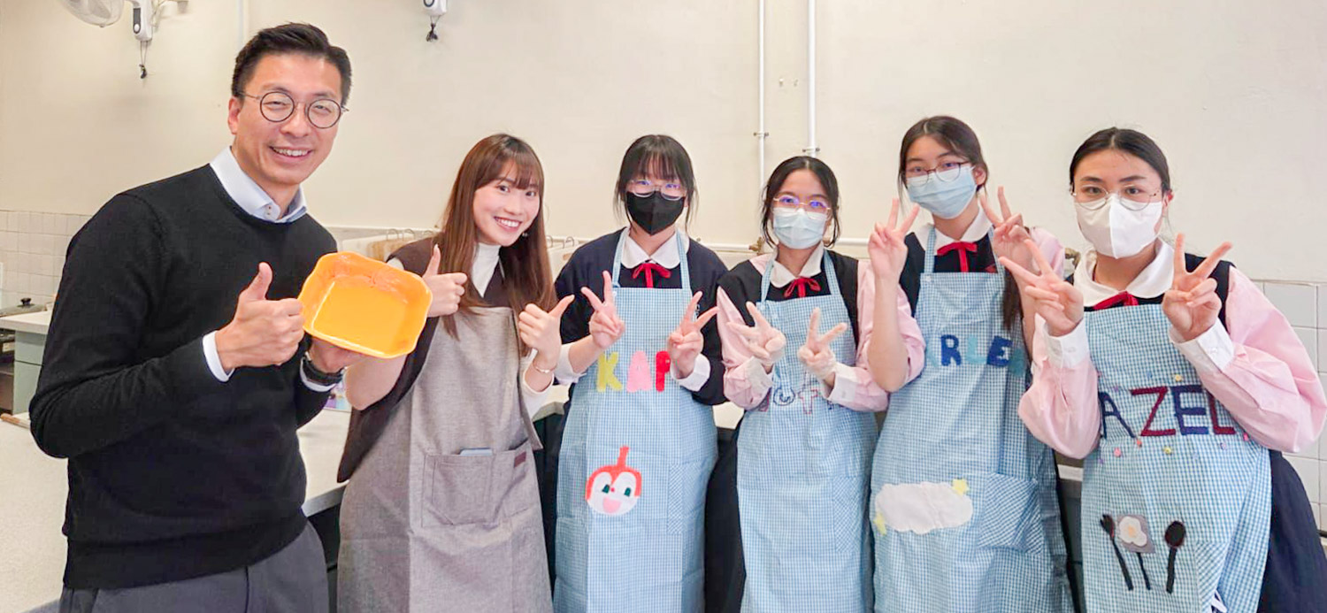 Culinary Artistry and Collaboration: Teacher-Student Cooking Competition