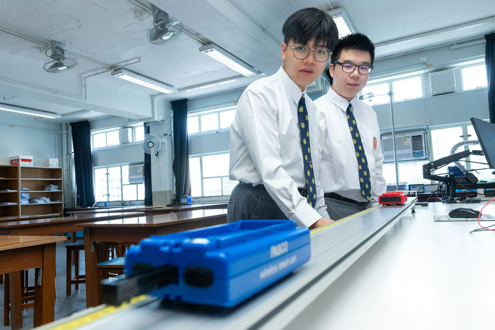 【香港01 】DSE放榜｜一個出身基層、一個有多項SEN　同獲劍橋大學有條件取錄